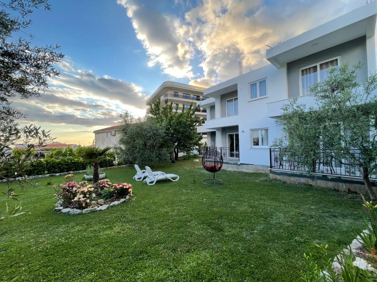 Sea Garden Apartments Dobra Voda Buitenkant foto
