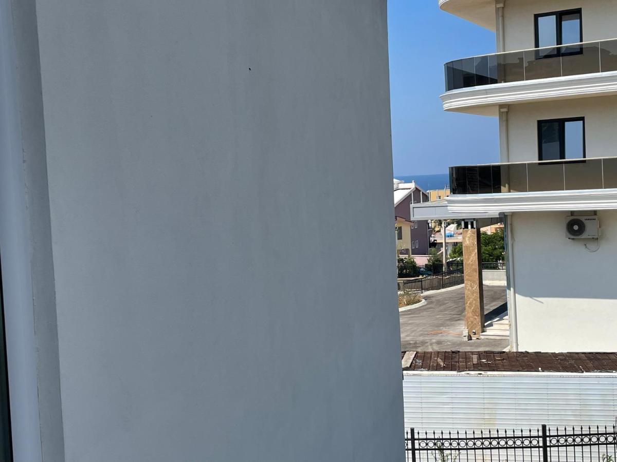 Sea Garden Apartments Dobra Voda Buitenkant foto