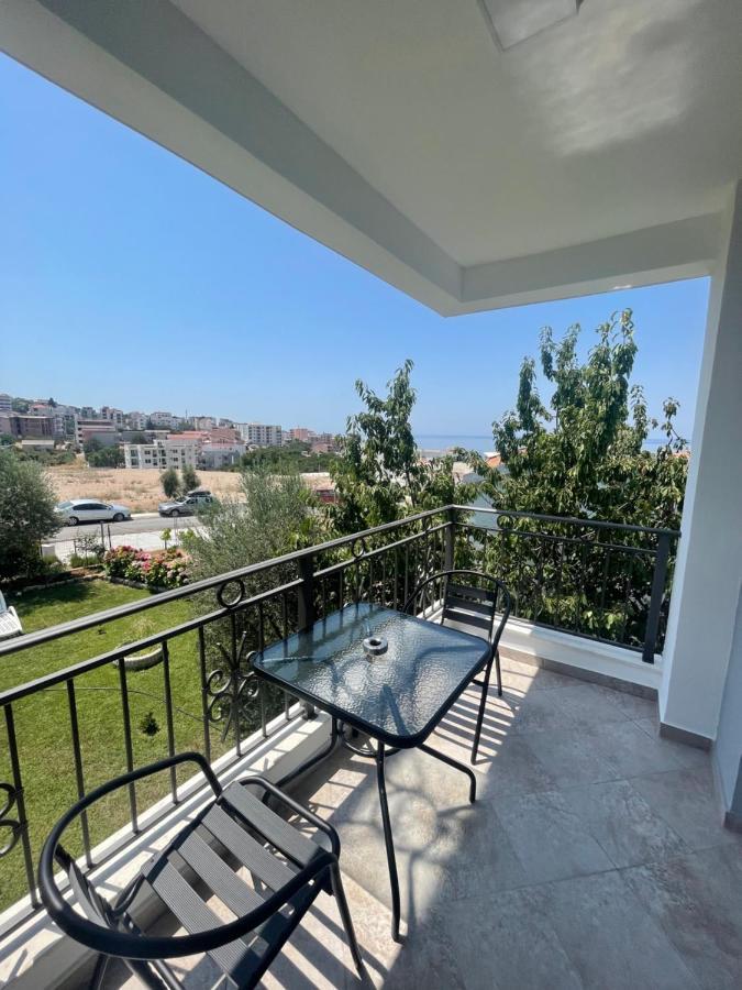 Sea Garden Apartments Dobra Voda Buitenkant foto